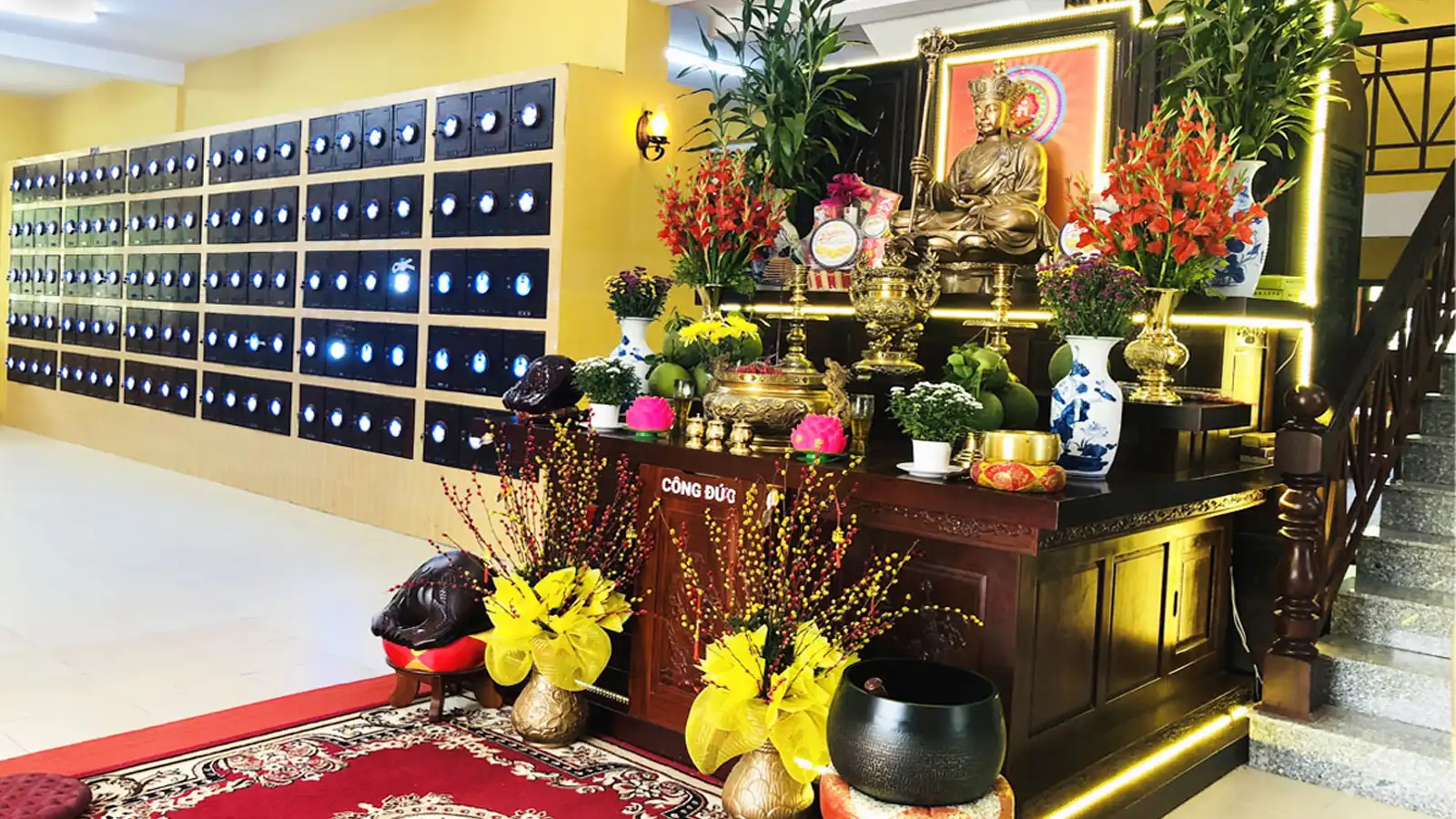 dich-vu-cung-online-tai-hoa-vien-chanh-phu-hoa