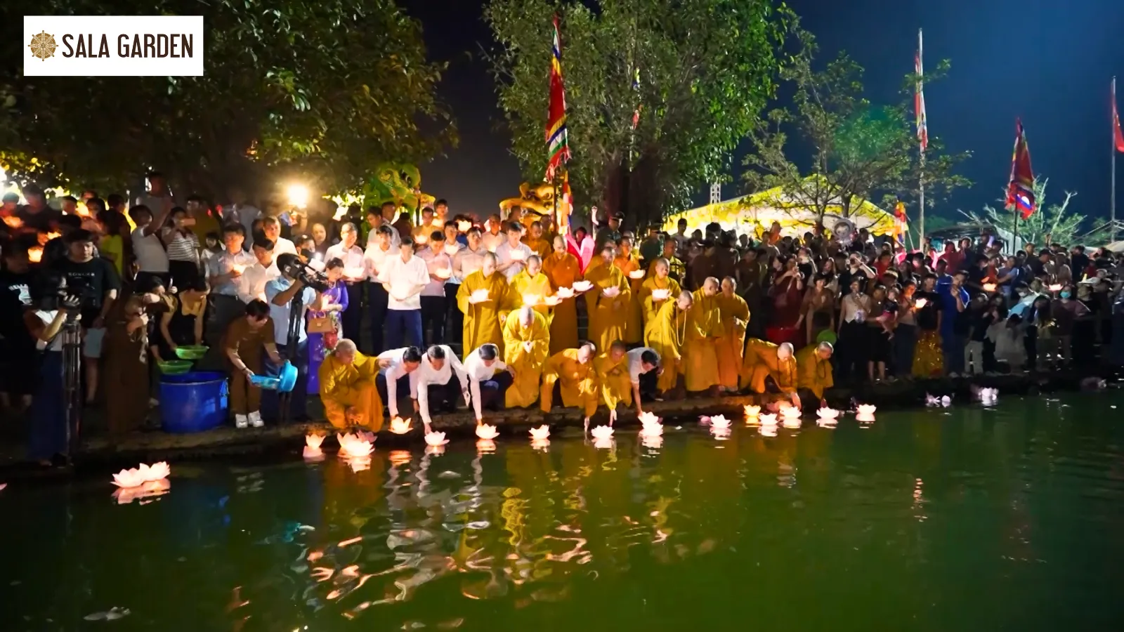 le-hoi-tha-den-hoa-dang-cau-binh-an